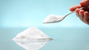 5 Artificial Sweeteners & Flavor Enhancers That Increase Your Risk of Cancer 5 Artificial Sweeteners & Flavor Enhancers That Increase Your Risk of Cancer
