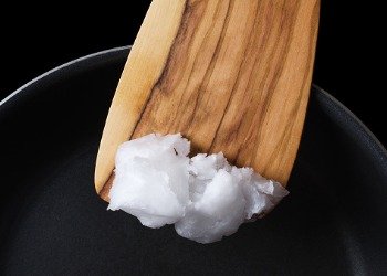 using coconut oil while co   oking